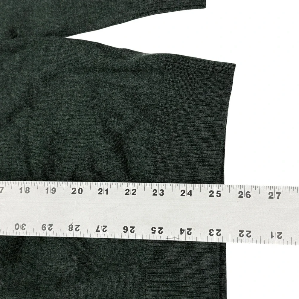Banana Republic Sweater Mens Large Extra Fine Merino‎ Wool V-Neck Moss Green